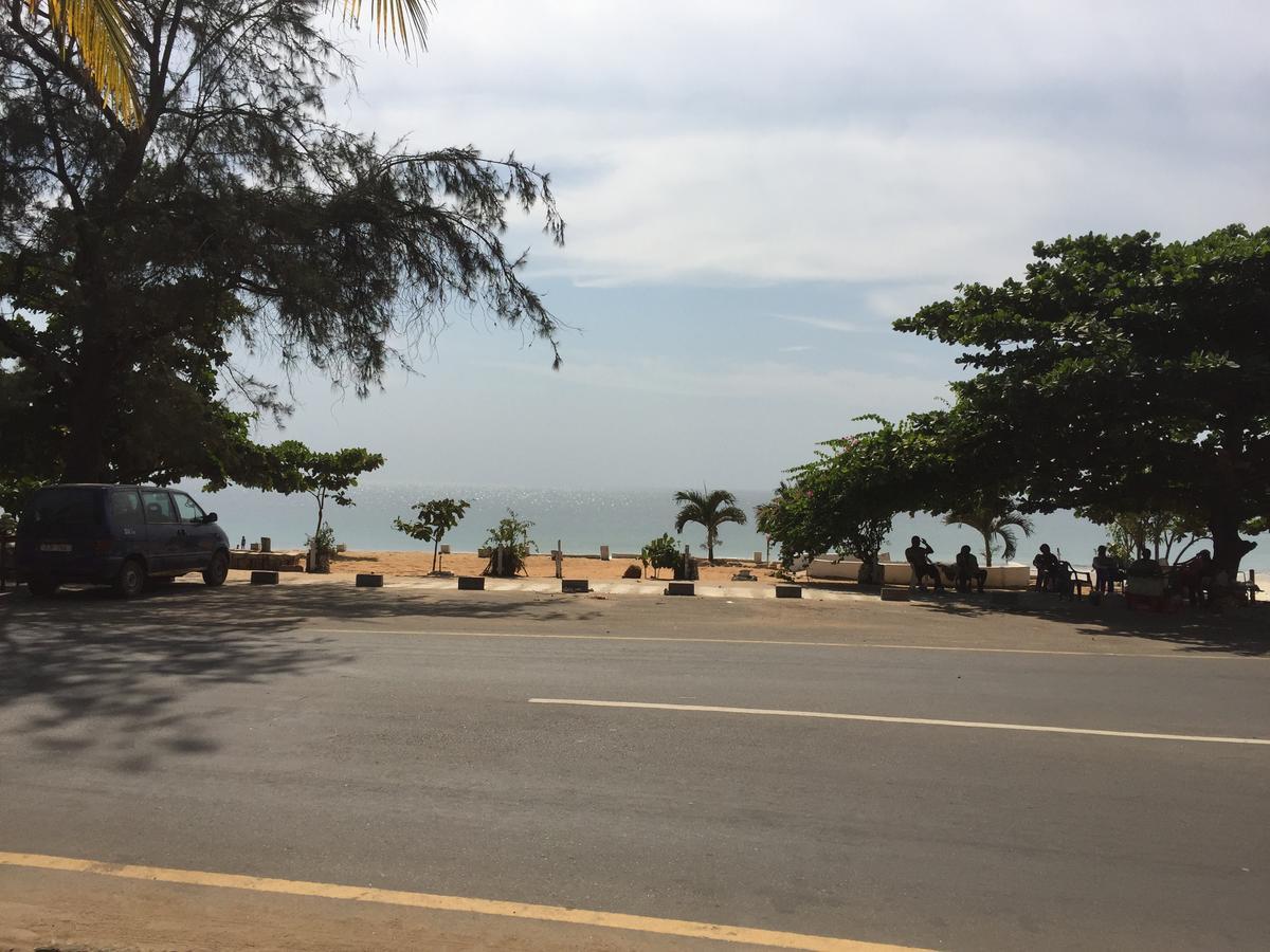 The Family Kingdom Resort Freetown Exteriör bild