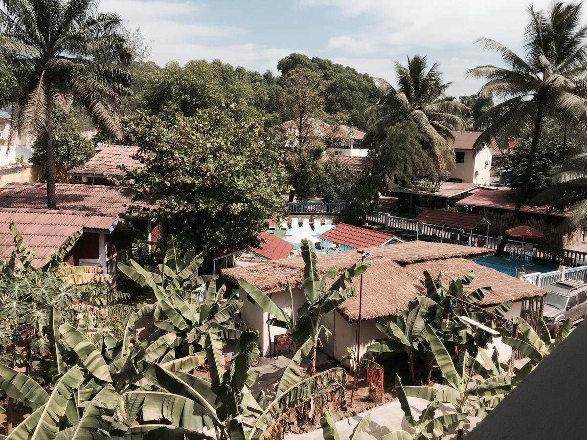 The Family Kingdom Resort Freetown Exteriör bild