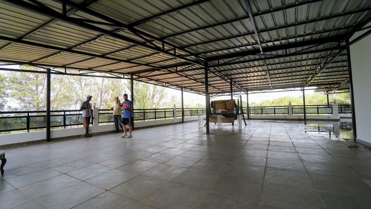 The Family Kingdom Resort Freetown Exteriör bild